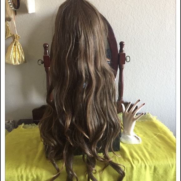 Trendy wigs Extensions - Picture 1 of 3
